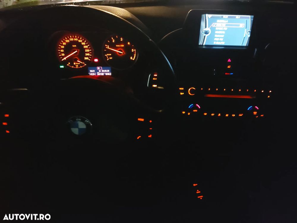 BMW Seria 1 118d - 5