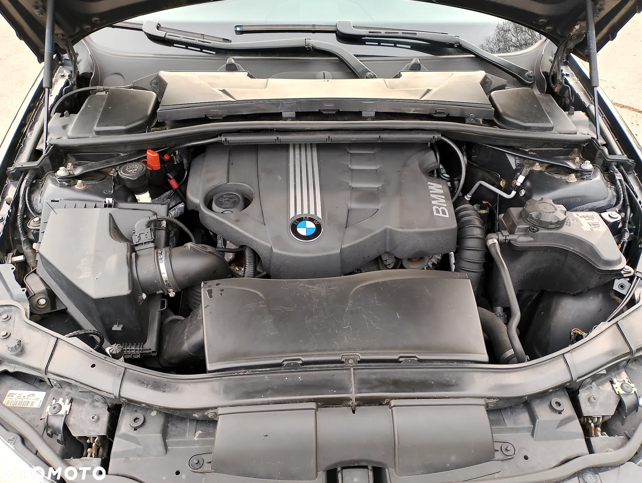 BMW Seria 3 318d - 8