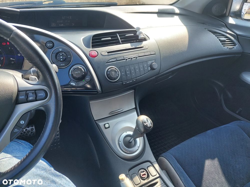 Honda Civic 1.8i-VTEC Automatik Executive - 13