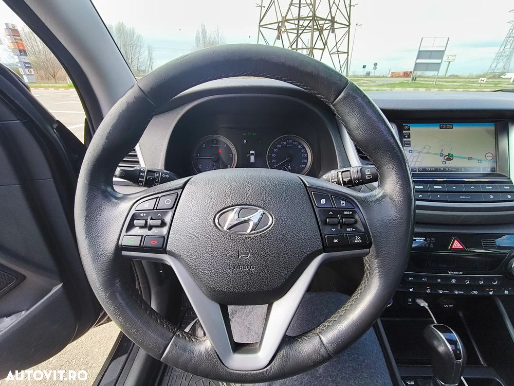 Hyundai Tucson 2.0 CRDI 4WD 6AT Luxury Pack+ - 17