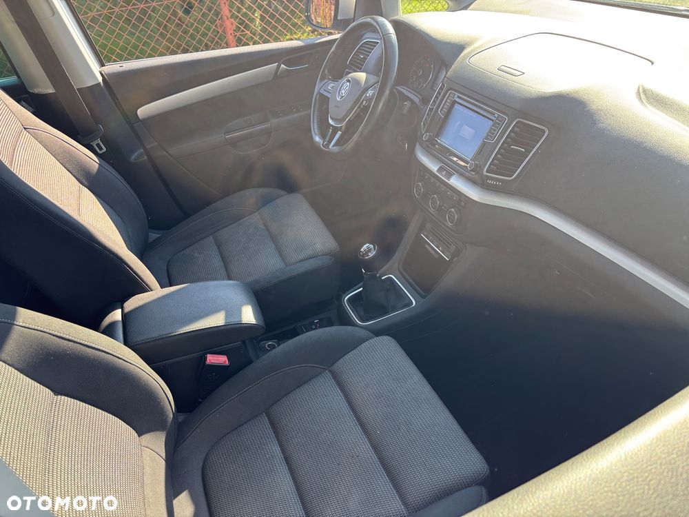 Volkswagen Sharan - 28