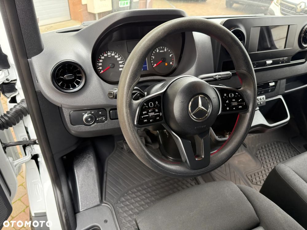 Mercedes-Benz Sprinter 3,0 Chłodnia Mroźnia Winda - 24