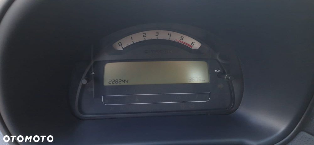Citroën C3 1.4 HDi First - 7