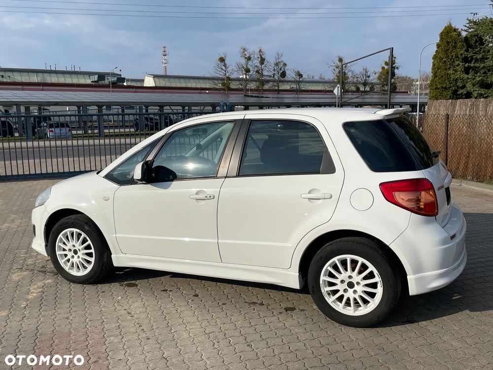 Suzuki SX4 1.6 VVT 4x2 Comfort WRC - 12