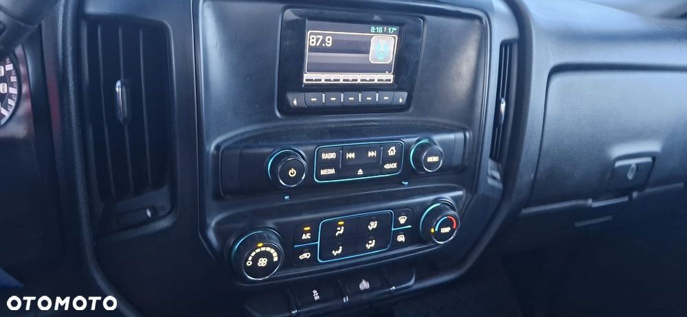 Chevrolet Silverado - 7
