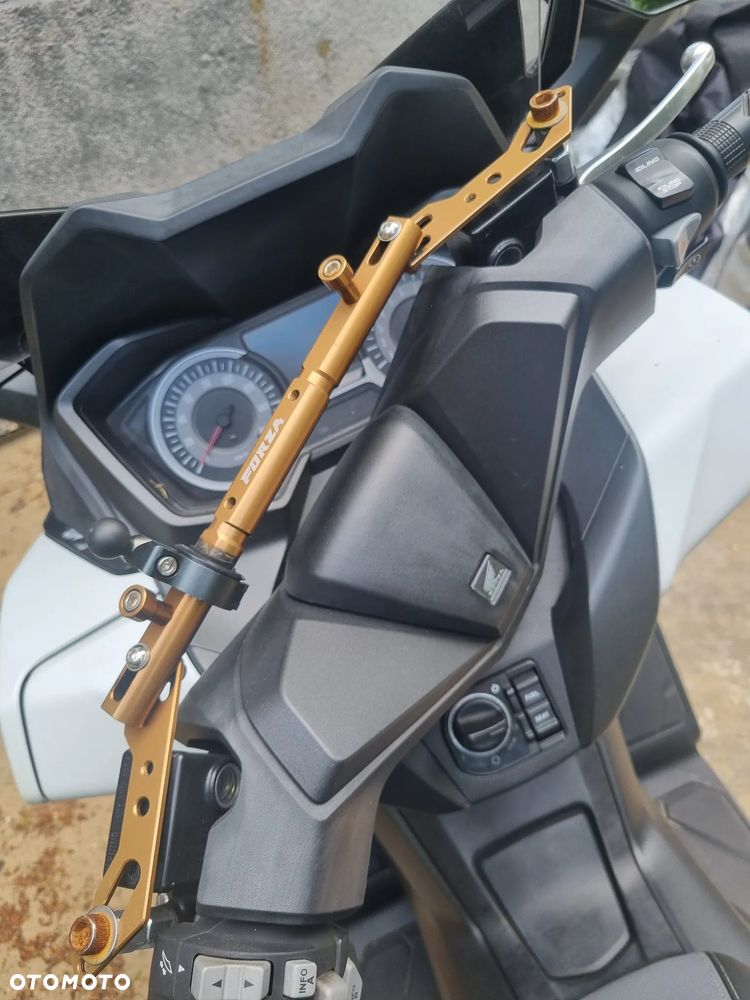 Honda NSS - 4