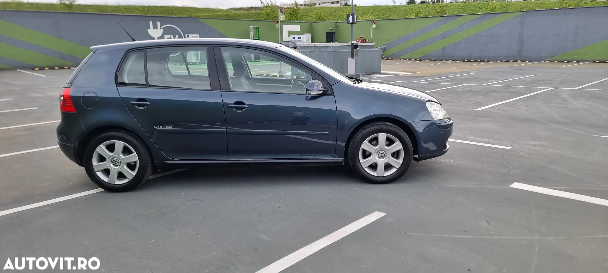 Volkswagen Golf 1.4 United - 11