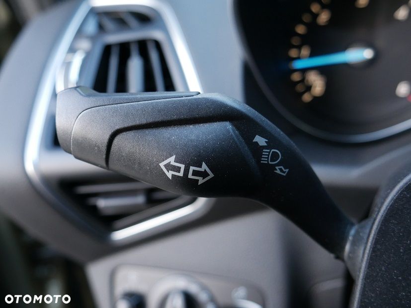 Ford Kuga 2.0 TDCi 4x4 Titanium - 25