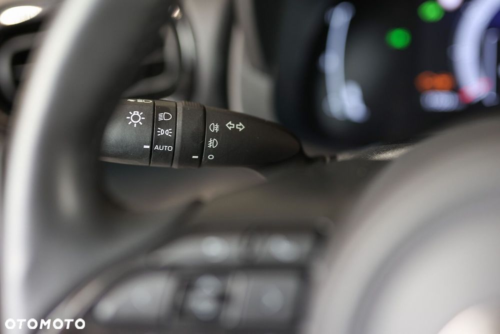 Toyota Yaris Hybrid 1.5 Style - 30