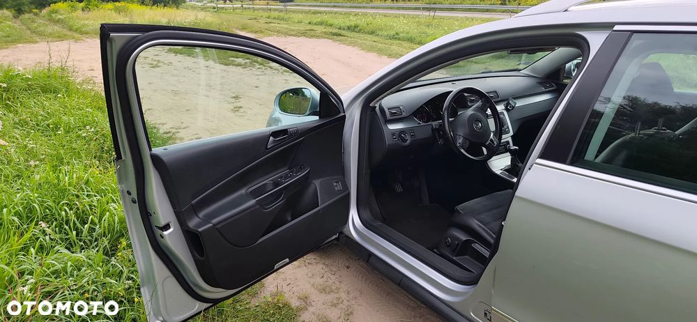 Volkswagen Passat 2.0 TDI Highline - 7
