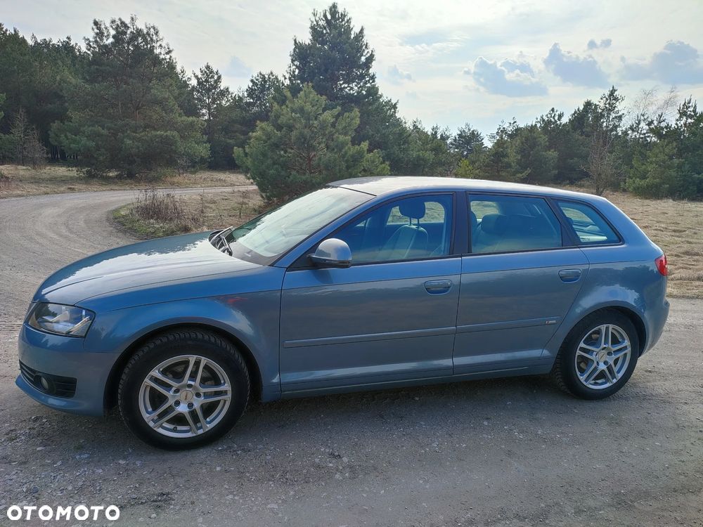 Audi A3 Sportback 1.4 TFSI S line Sportpaket (plus) - 4