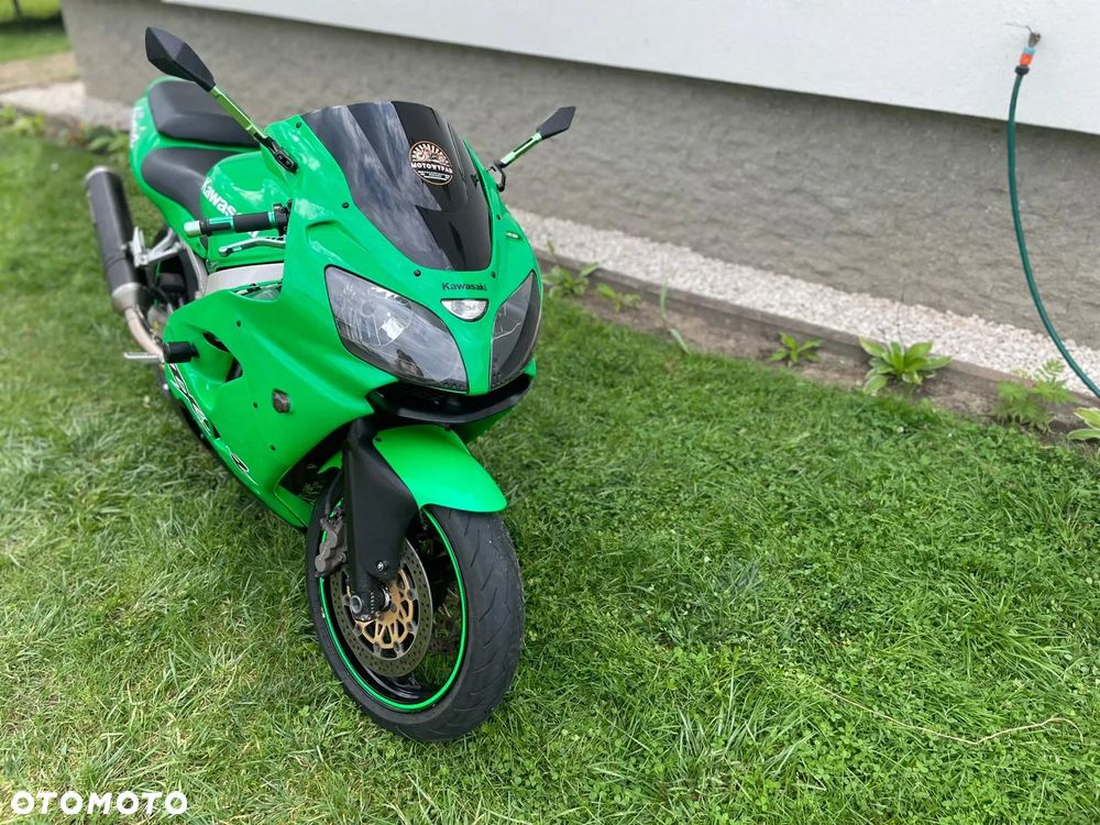 Kawasaki ZXR - 11