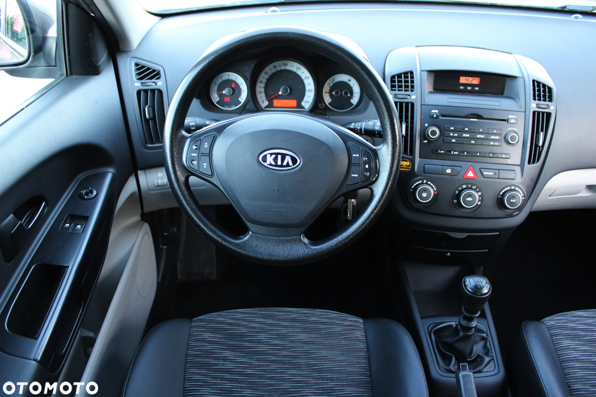 Kia Ceed - 18