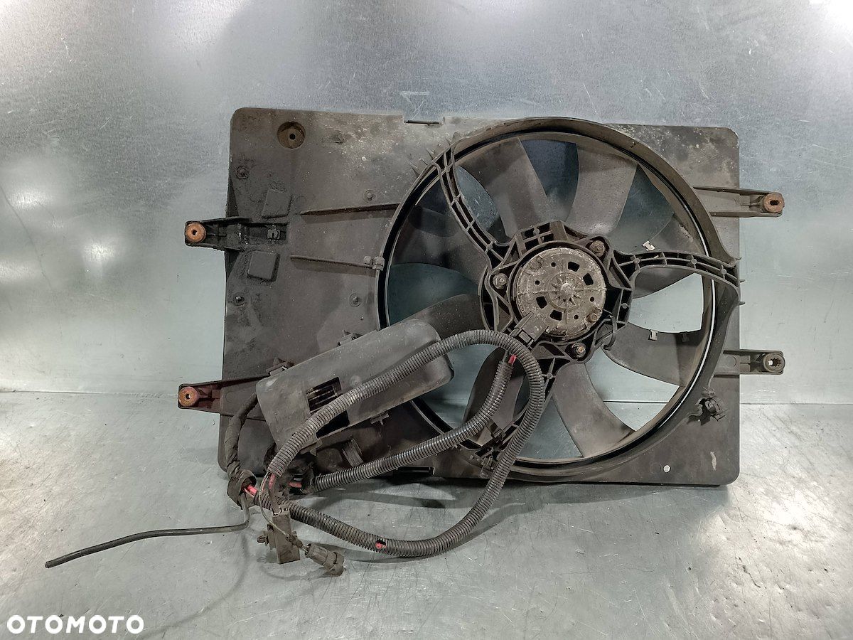 WENTYLATOR CHŁODNICY Z MODUŁEM LANCIA THESIS 2.4 JTD - 1