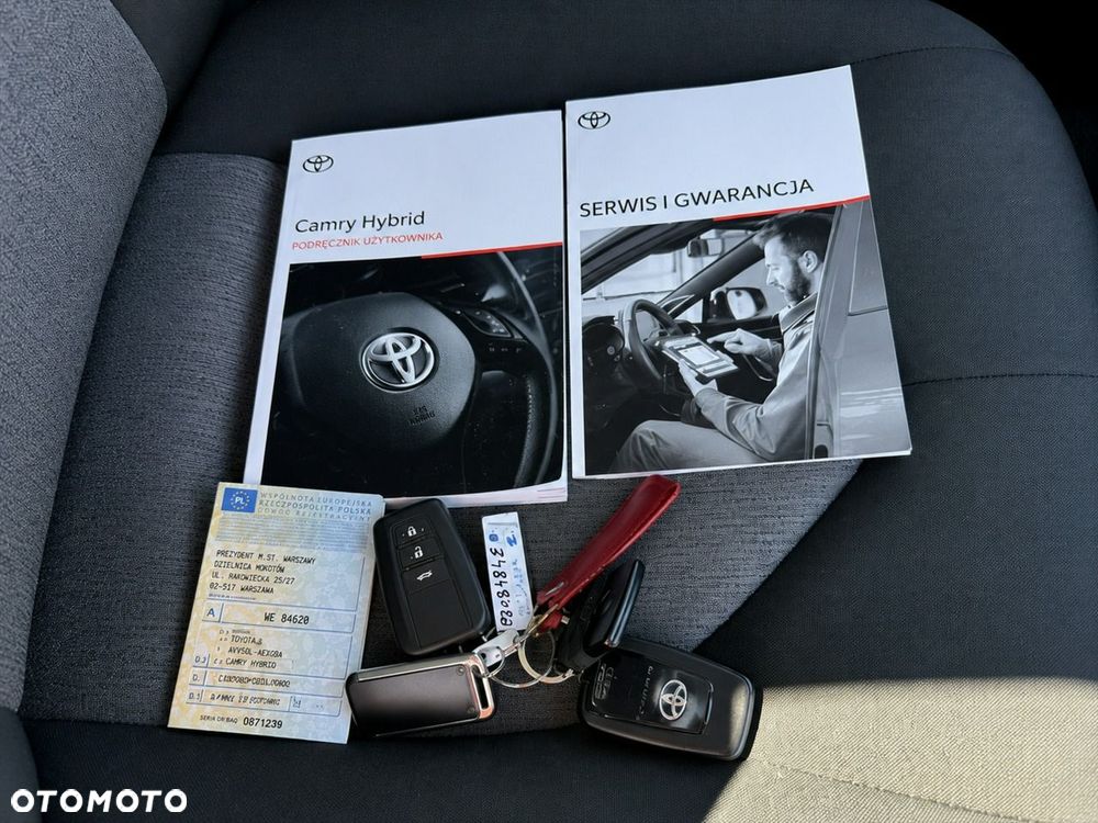 Toyota Camry 2.5 Hybrid Comfort CVT - 14