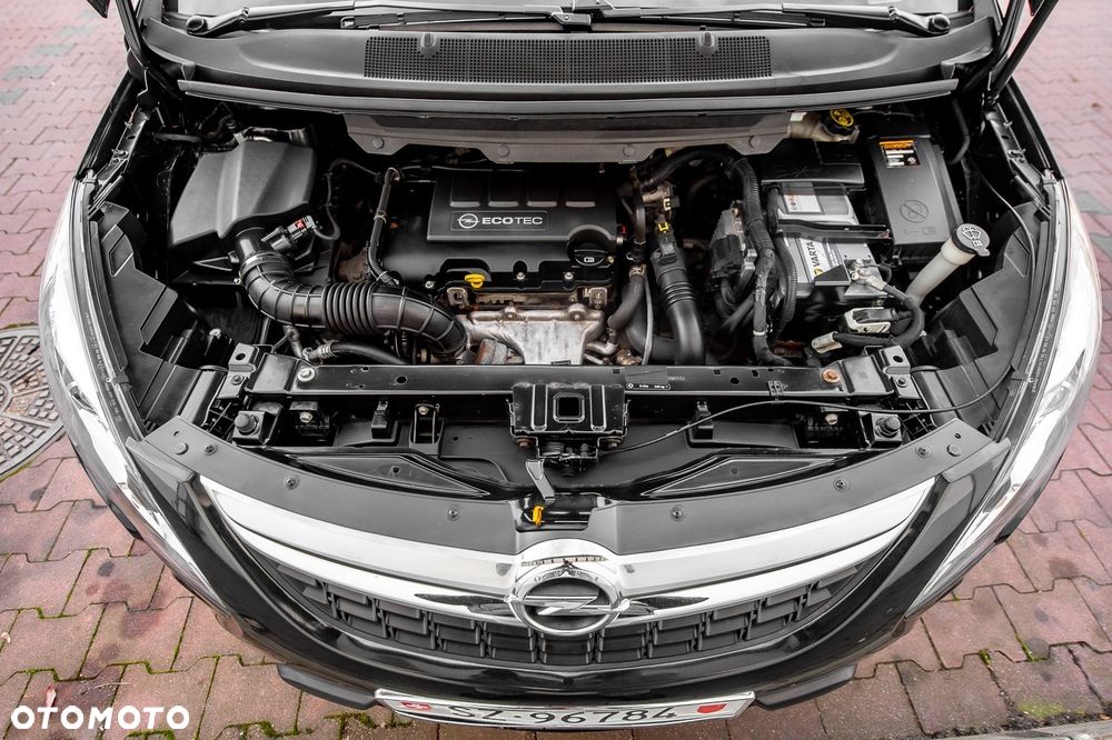 Opel Zafira 1.4 T Cosmo EU6 - 38