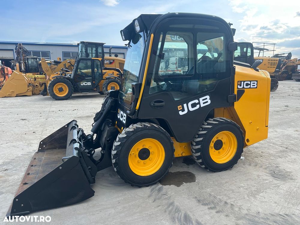 JCB 210 T4 - 6