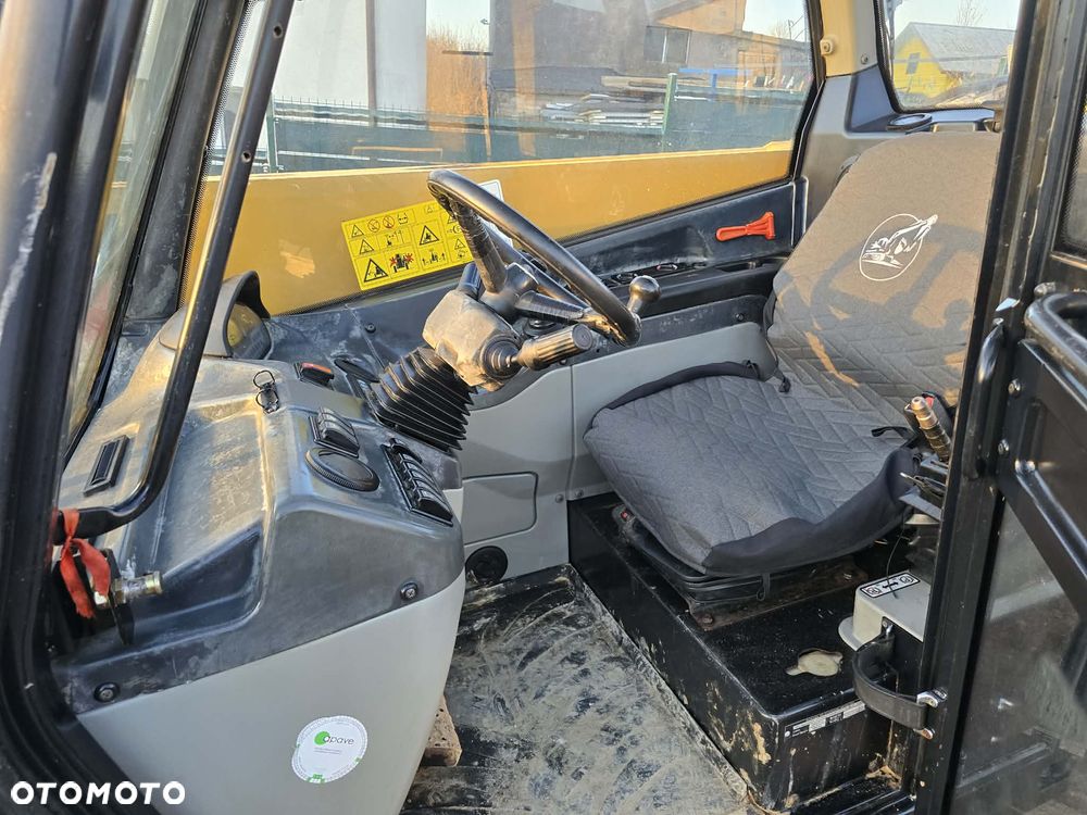 Caterpillar TH 337 AG  PREMIER 1WŁ SALONOWY - 4