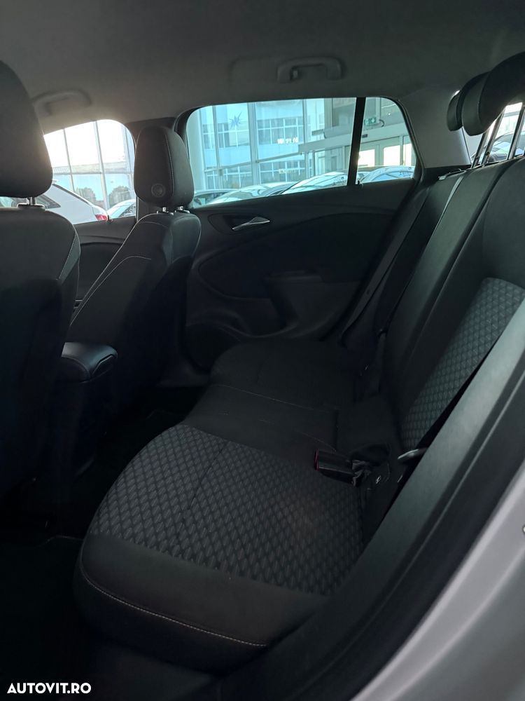 Opel Astra 1.4 Turbo Ultimate - 30