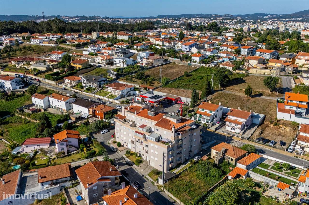 Apartamento T3 Venda em Vila de Cucujães,Oliveira de Azeméis - Grande imagem: 5/29