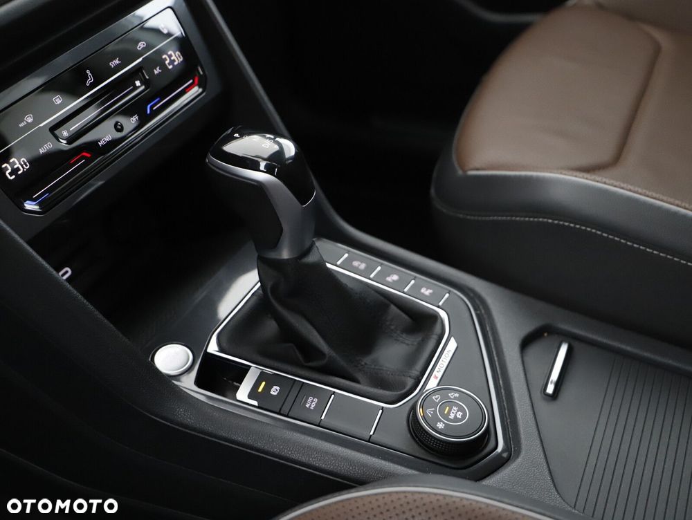 Volkswagen Tiguan Allspace - 10