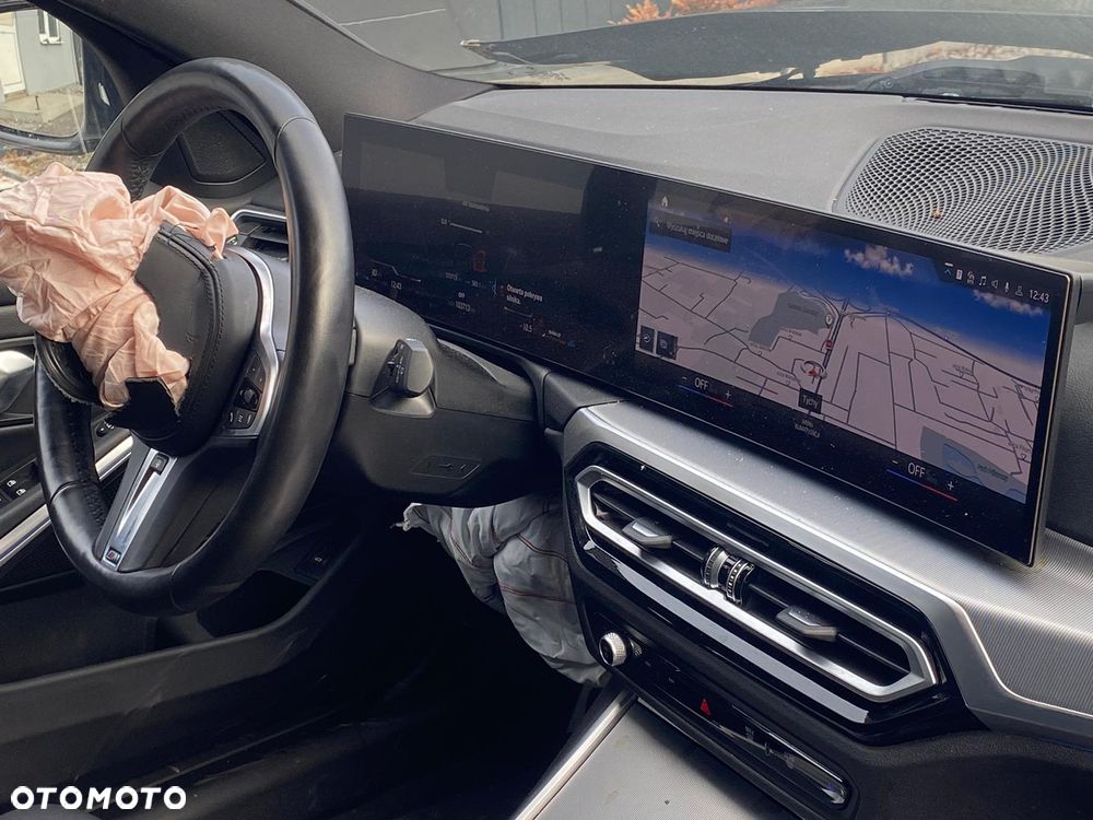 BMW Seria 3 320d xDrive M Sport Sport - 13