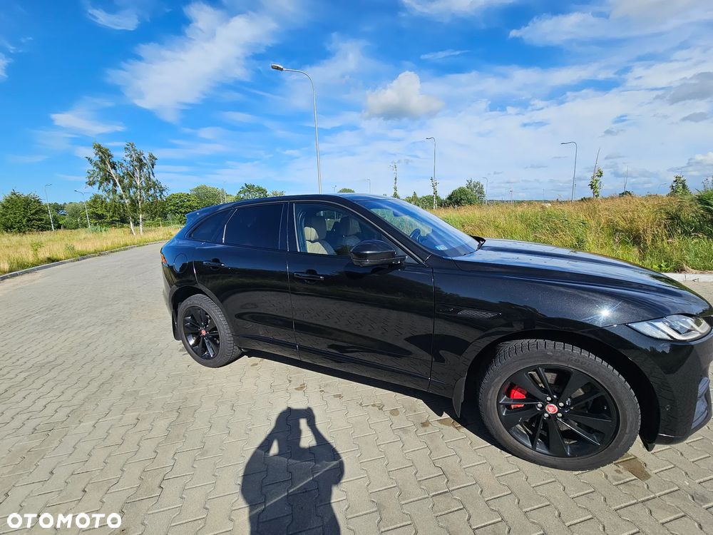 Jaguar F-Pace 3.0 D300 mHEV AWD R-Dynamic HSE - 6