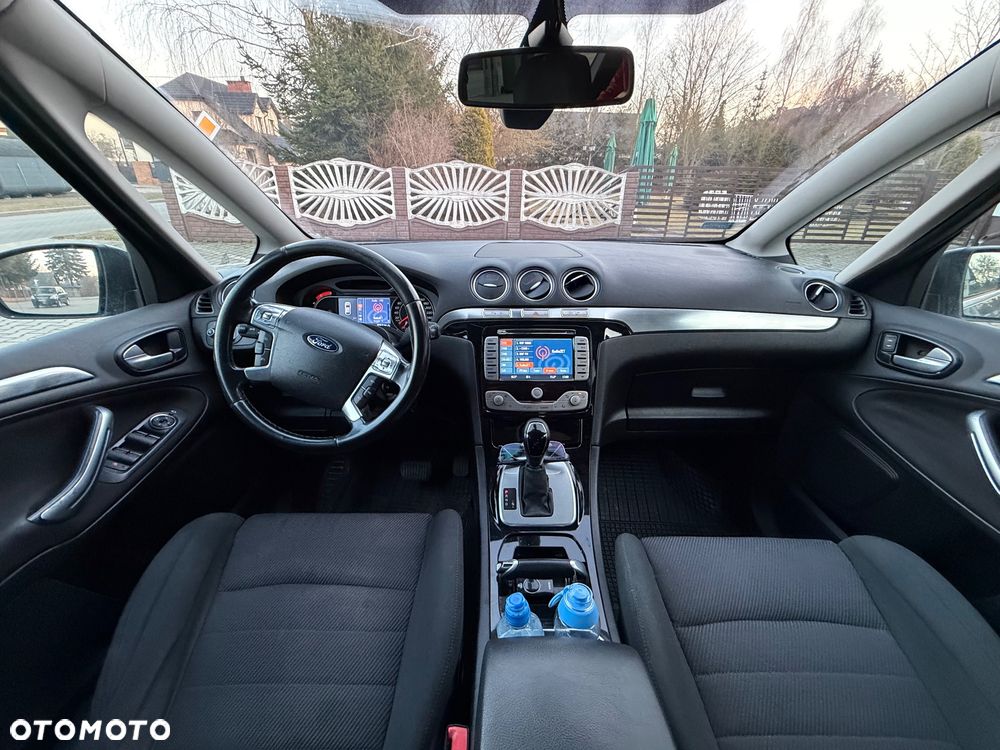Ford S-Max - 9