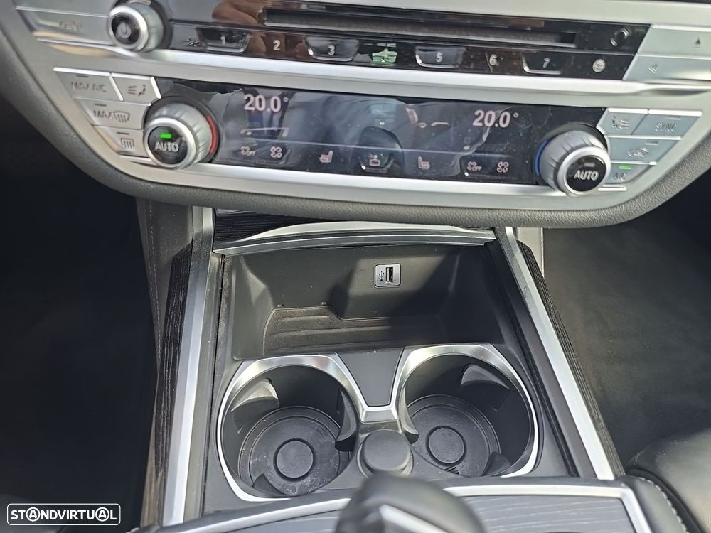 BMW 730 d Auto - 29