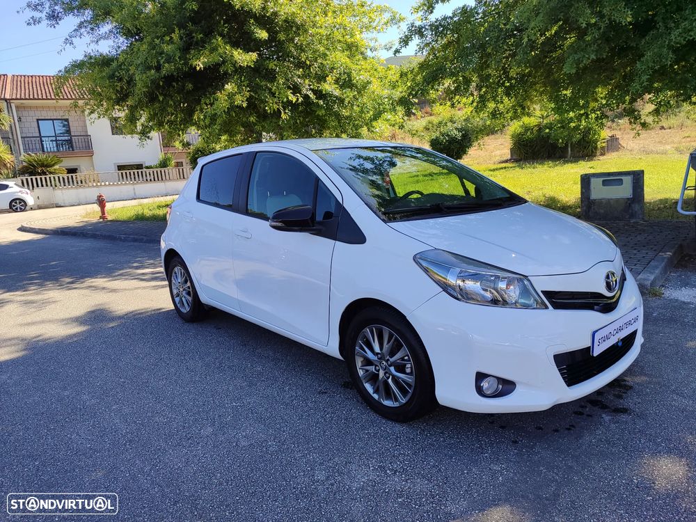 Toyota Yaris 1.4 D-4D Sport+P.Techno +Navi - 14
