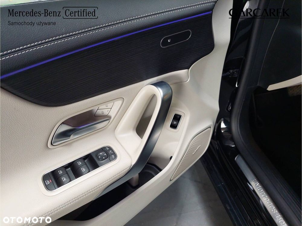 Mercedes-Benz CLA 200 d Progressive 8G-DCT - 24