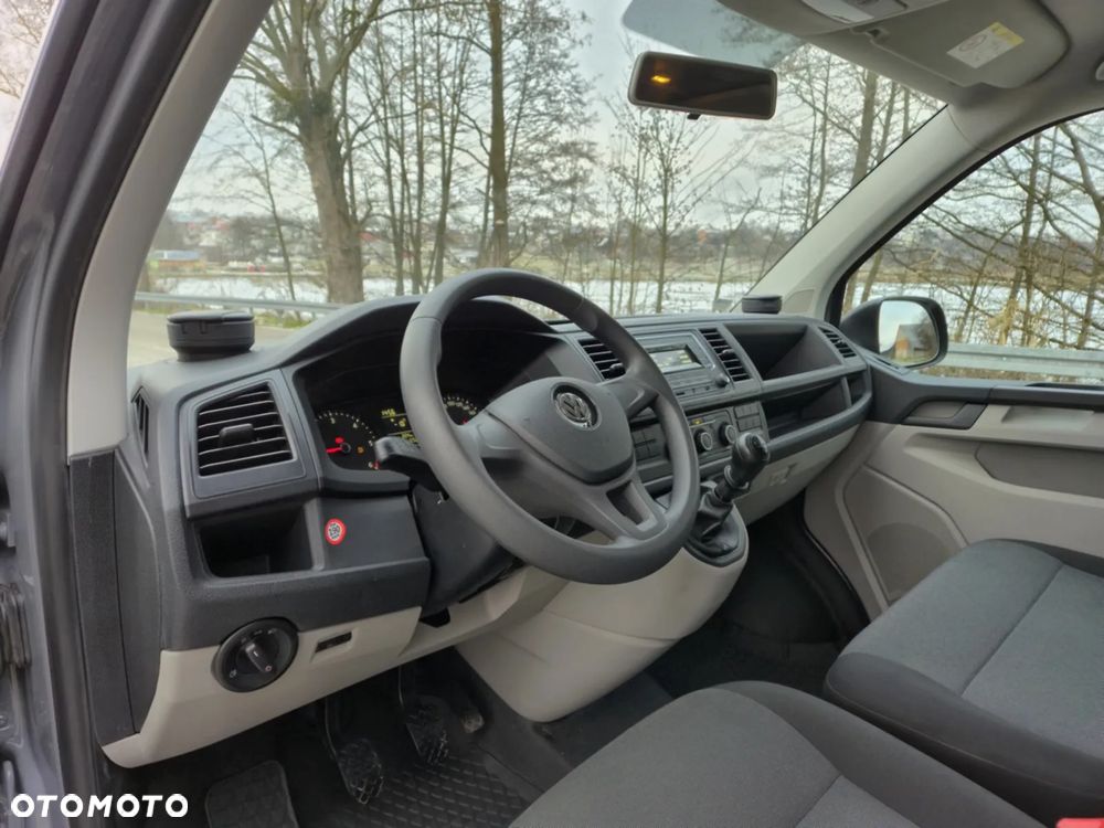 Volkswagen Transporter Lang Plus Comfortline - 7