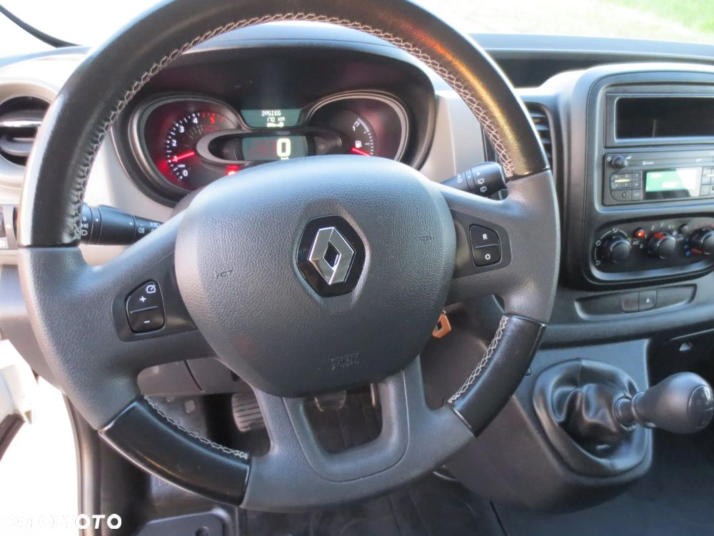 Renault Trafic - 26