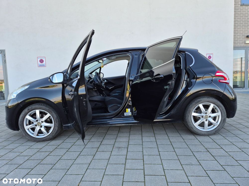 Peugeot 208 1.2 PureTech Active - 16