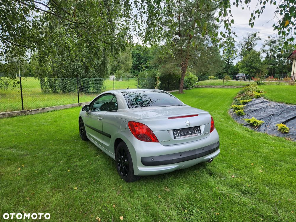 Peugeot 207 120 Automatik Sport - 24