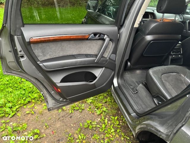 Audi Q7 3.0 TFSI Quattro Tiptronic - 2