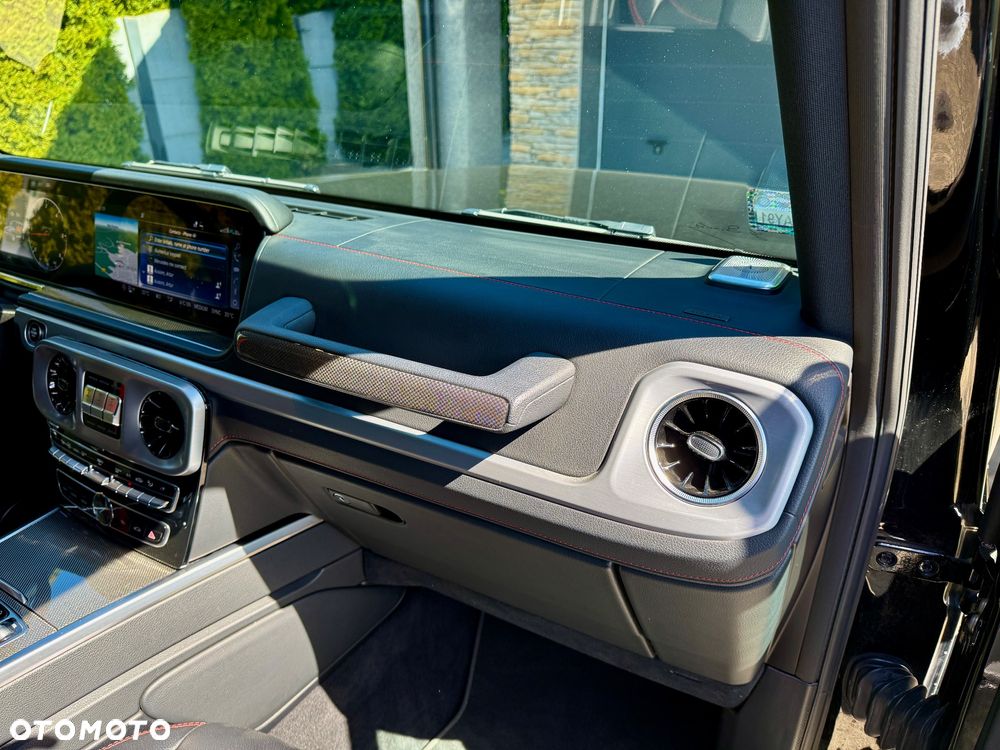 Mercedes-Benz Klasa G 400 d - 16