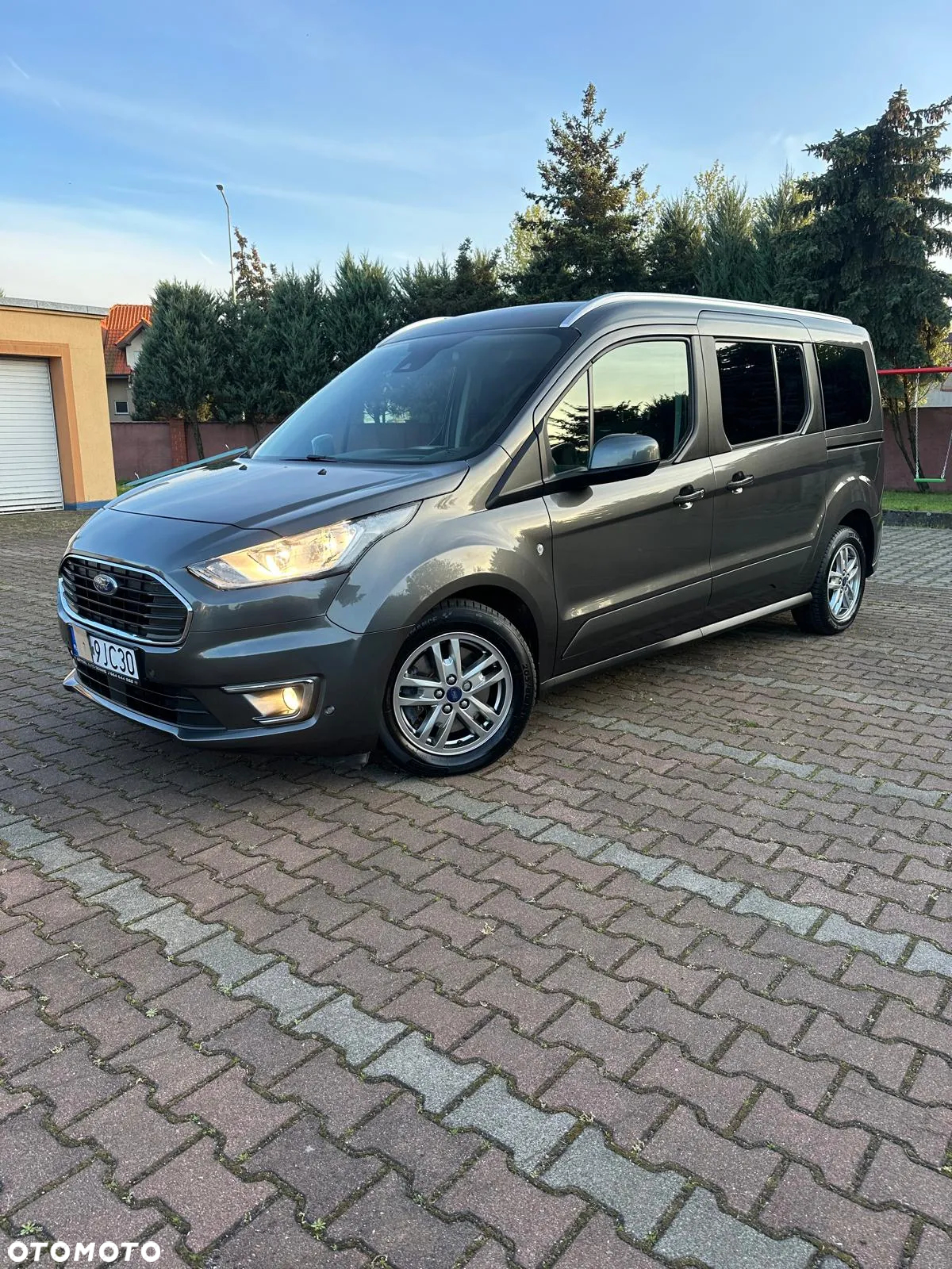 Ford Tourneo Connect Gr 1.5 EcoBlue Titanium - 10