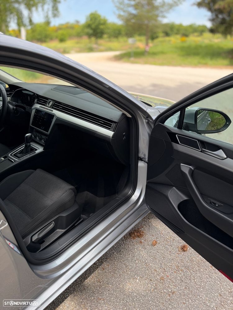 VW Passat Variant 1.5 TSI Confortline DSG - 46