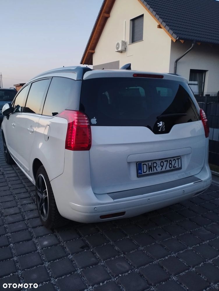 Peugeot 5008 155 THP Automatik Premium - 5