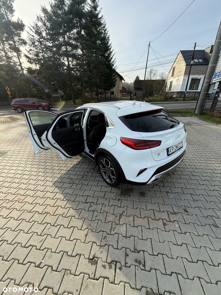 Kia XCeed 1.5 T-GDI M - 17
