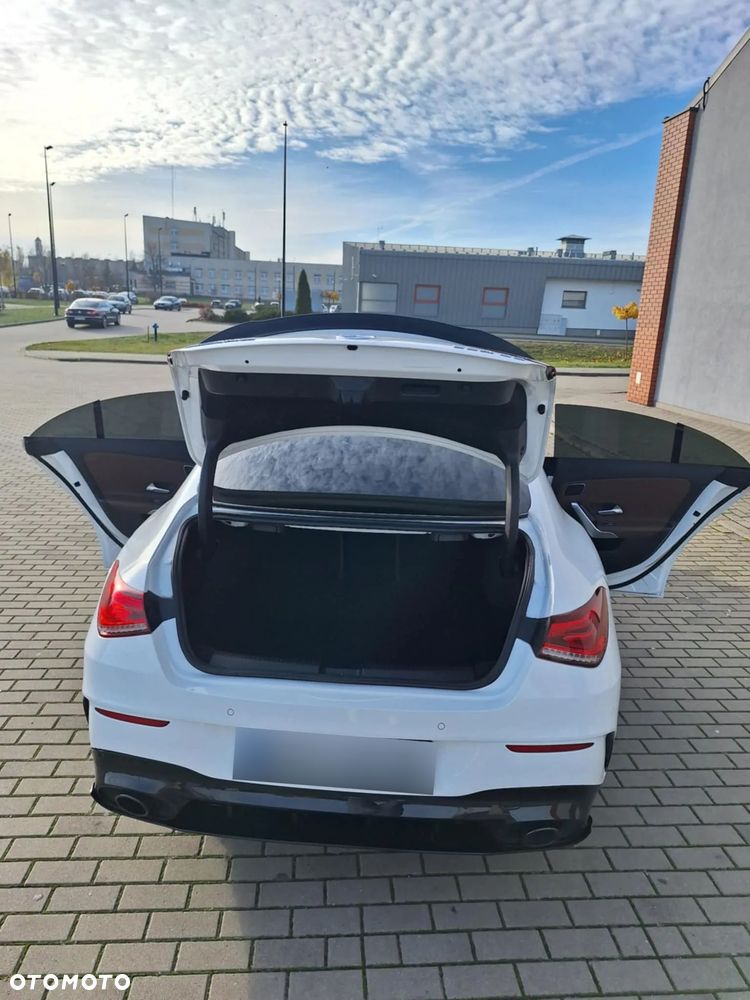 Mercedes-Benz CLA - 8