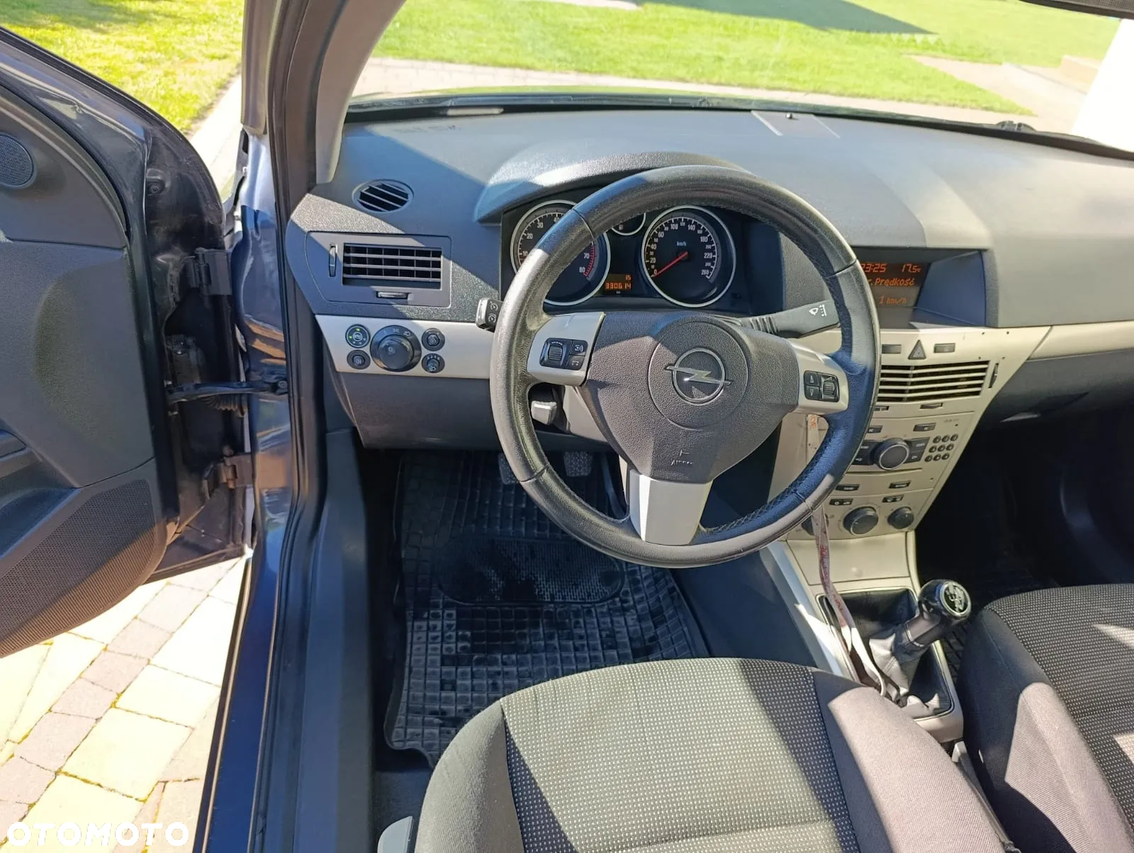 Opel Astra - 4