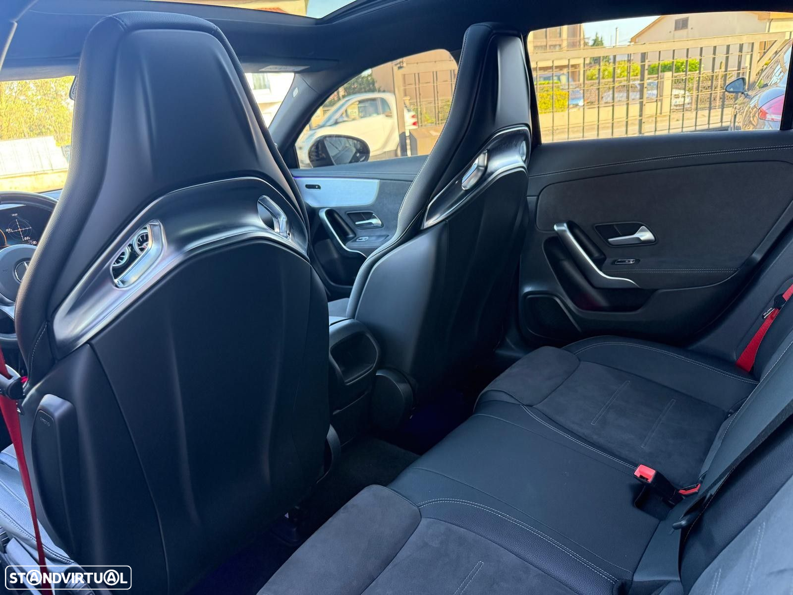 Mercedes-Benz A 35 AMG 4Matic Speedshift DCT 7G Edition 1 - 15