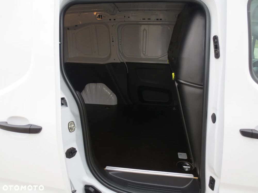 Fiat DOBLO SALON POLSKA ORYGINAŁ MAŁY PRZEBIEG - 28
