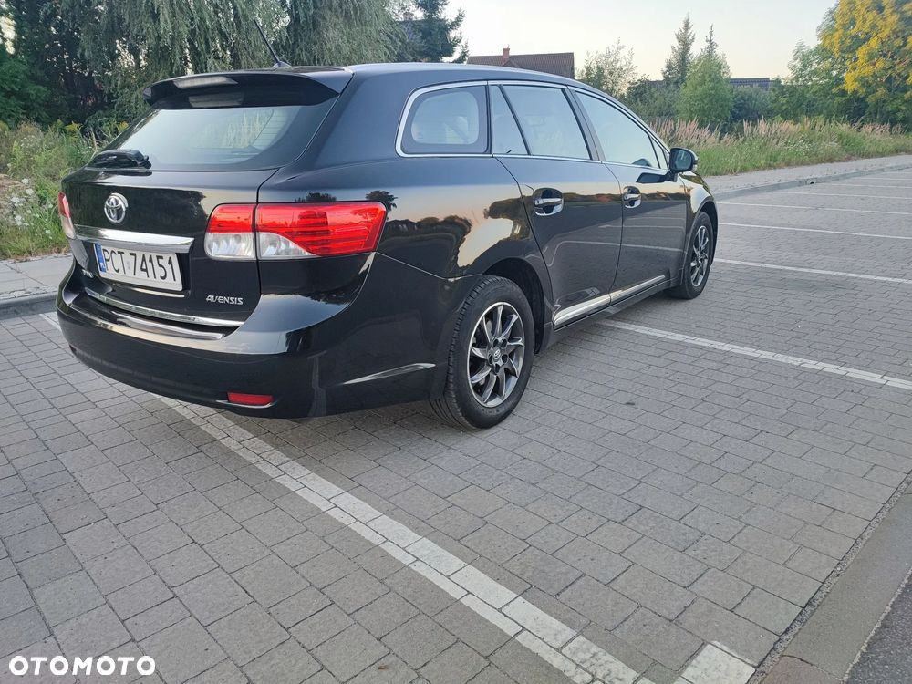 Toyota Avensis 2.0 D-4D Premium - 5