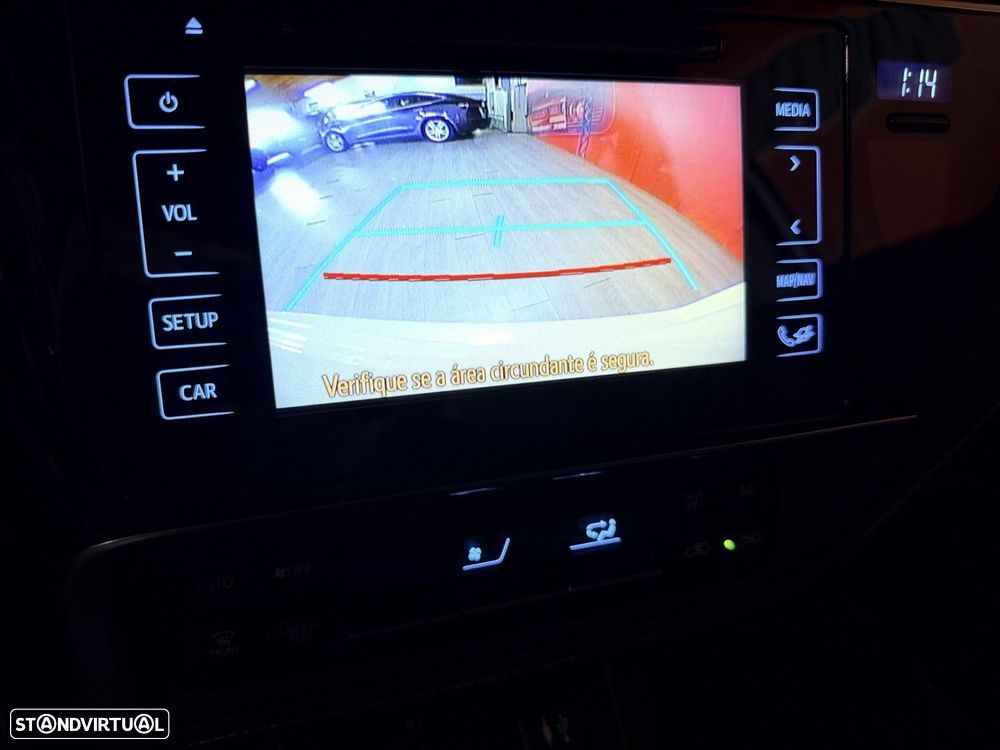 Toyota Auris Touring Sports 1.8 HSD Comfort +P.Sport+Navi - 11