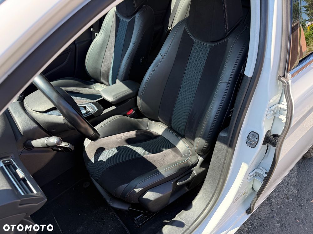 Peugeot 308 BlueHDi FAP 130 Stop & Start Tech Edition - 29