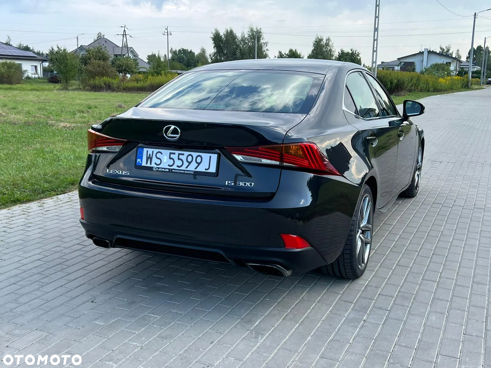 Lexus IS 200t / 300 F Sport - 21