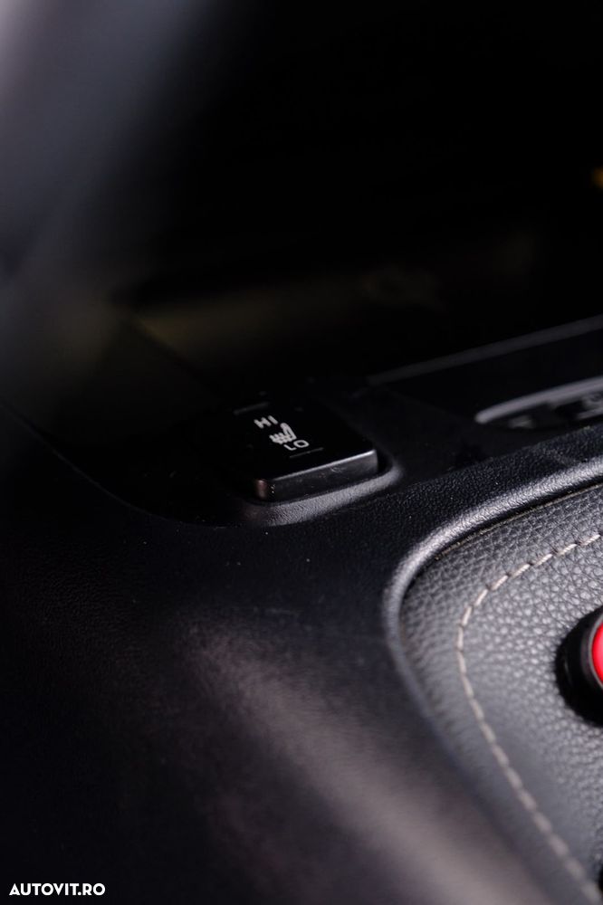 Toyota Corolla 1.8 Business Edition - 27